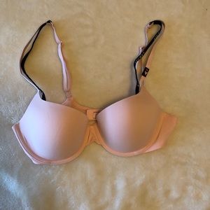 Victoria’s Secret bra 36c